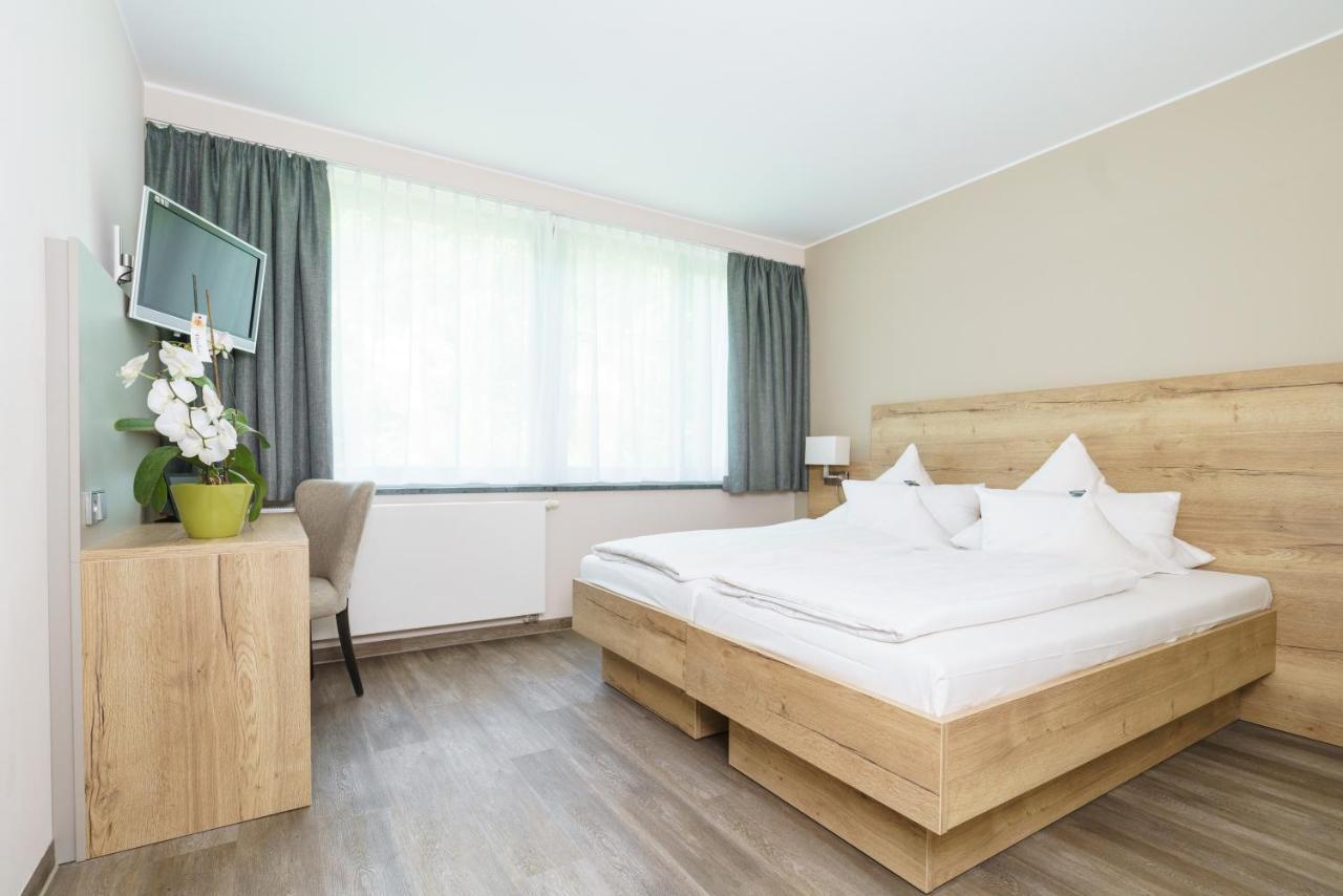 Hotel Forsthaus Gruena Betreiber Gmbh Кемниц Екстериор снимка