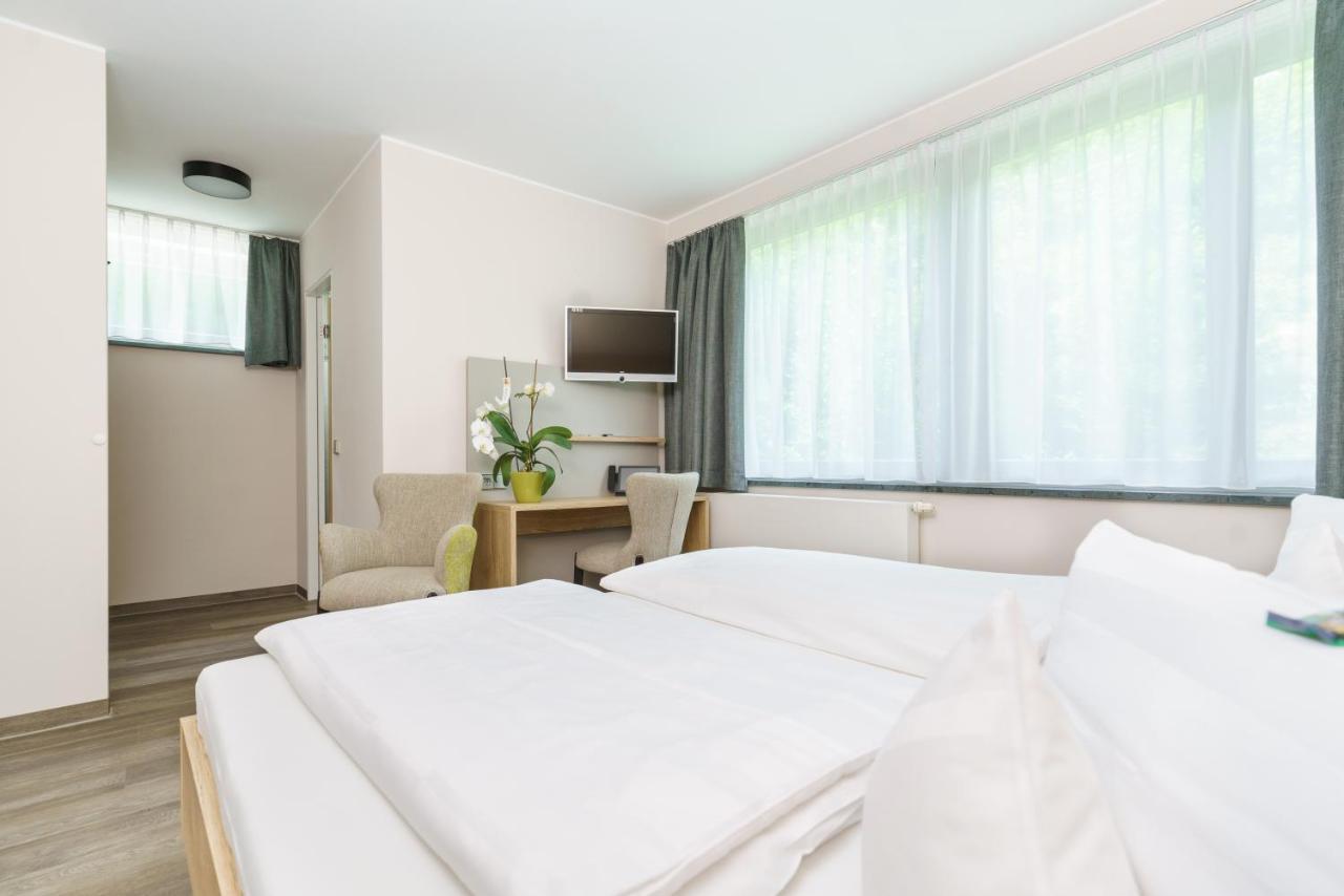 Hotel Forsthaus Gruena Betreiber Gmbh Кемниц Екстериор снимка